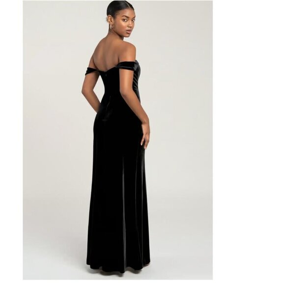 NWT Jenny Yoo Velvet Off-Shoulder Gown Size 20 Black Full-Length Formal - Picture 2 of 8